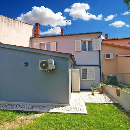 Fuer 5 Personen Ca 65 Qm In Pula, Istrien Istrische Riviera Apartman Póla